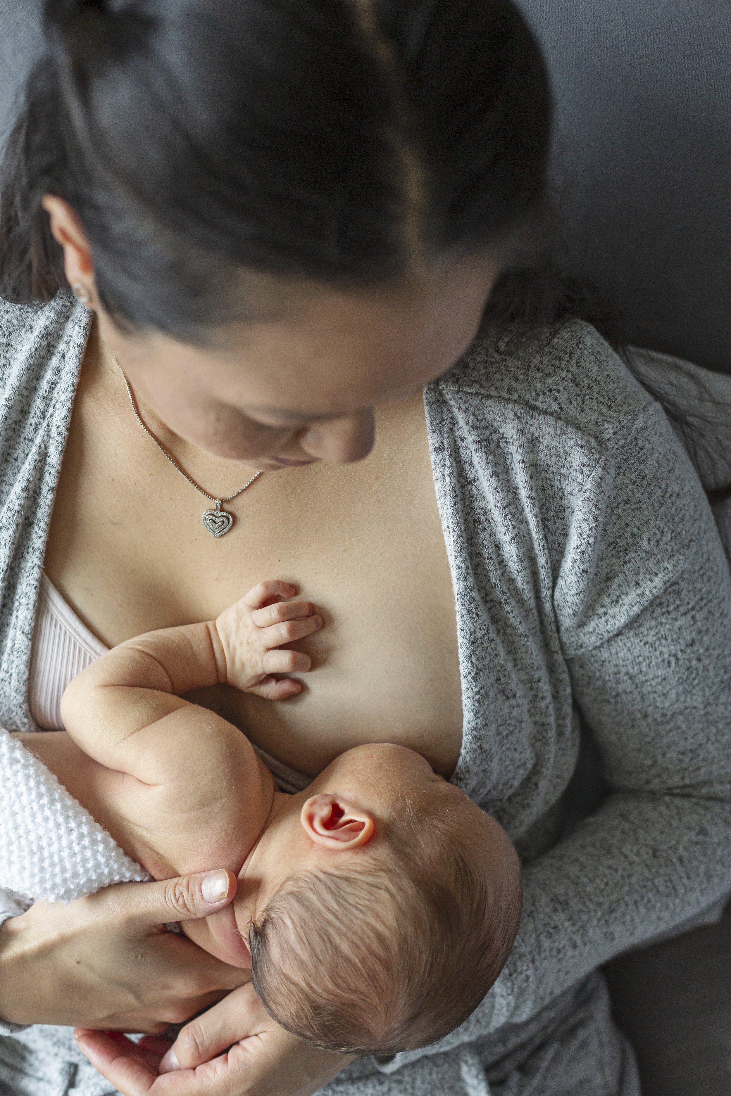 Evie-Grace-photography-motherhood-breastfeeding-photographer-london-hertfordshire (3).jpg