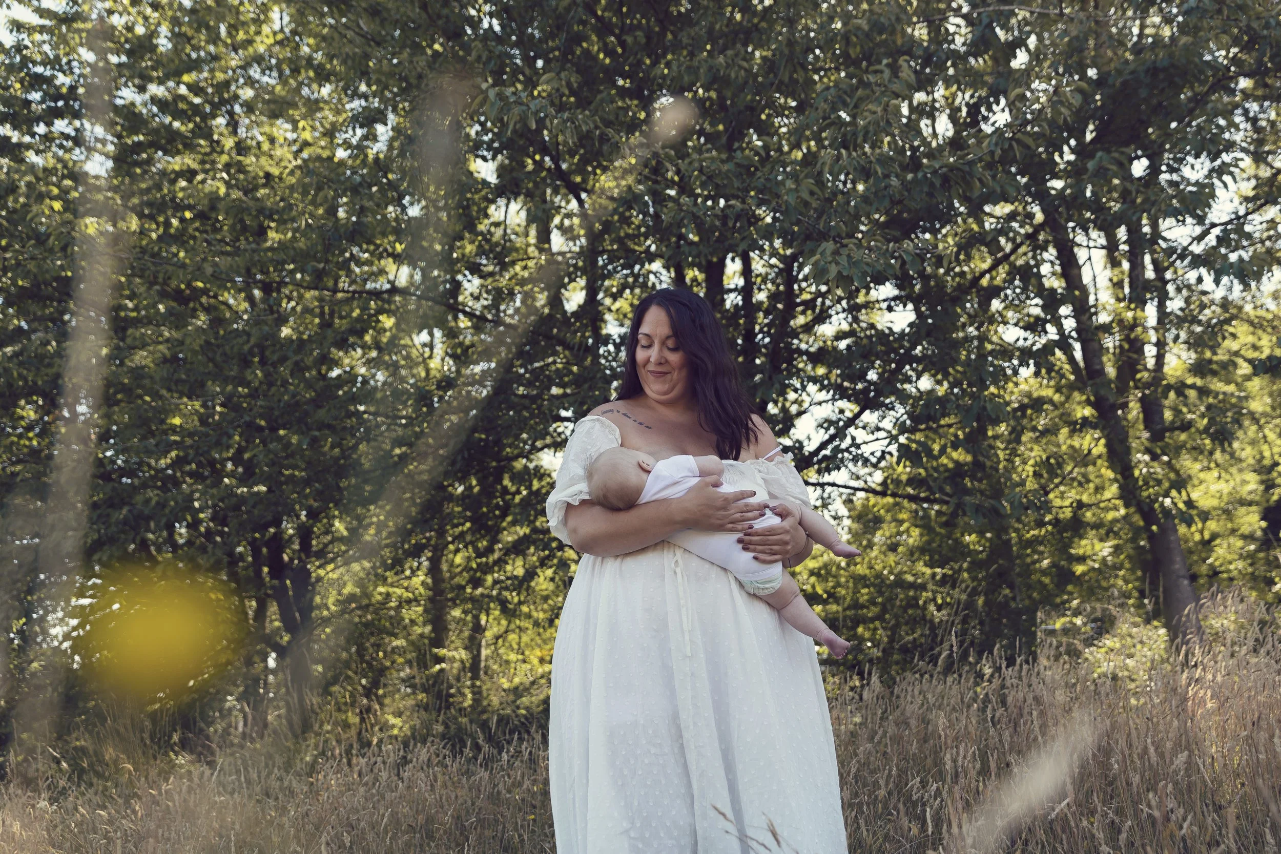 Breastfeeding Photography in Hertfordshire — Evie Grace Photography