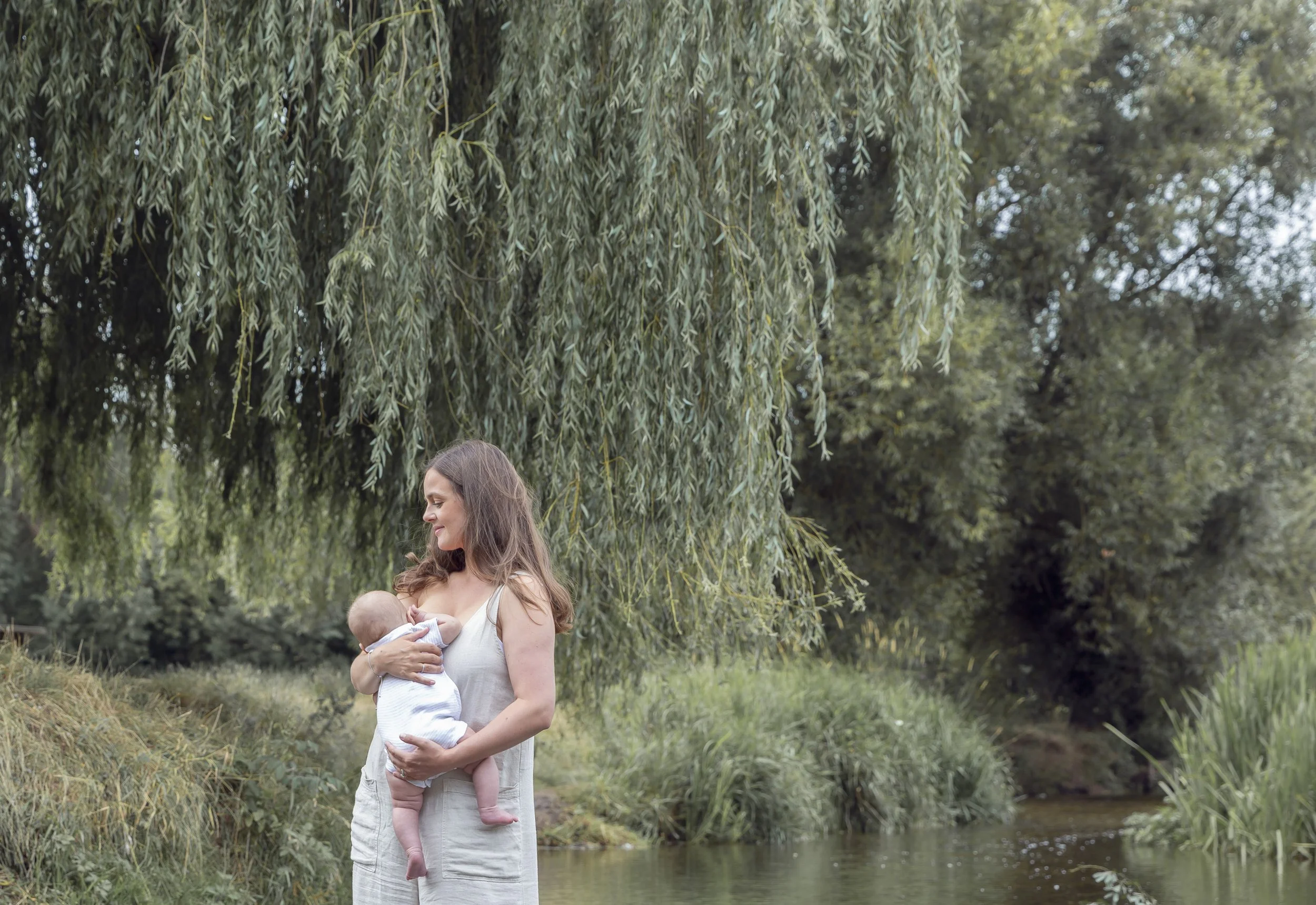 Breastfeeding Photography in Hertfordshire — Evie Grace Photography