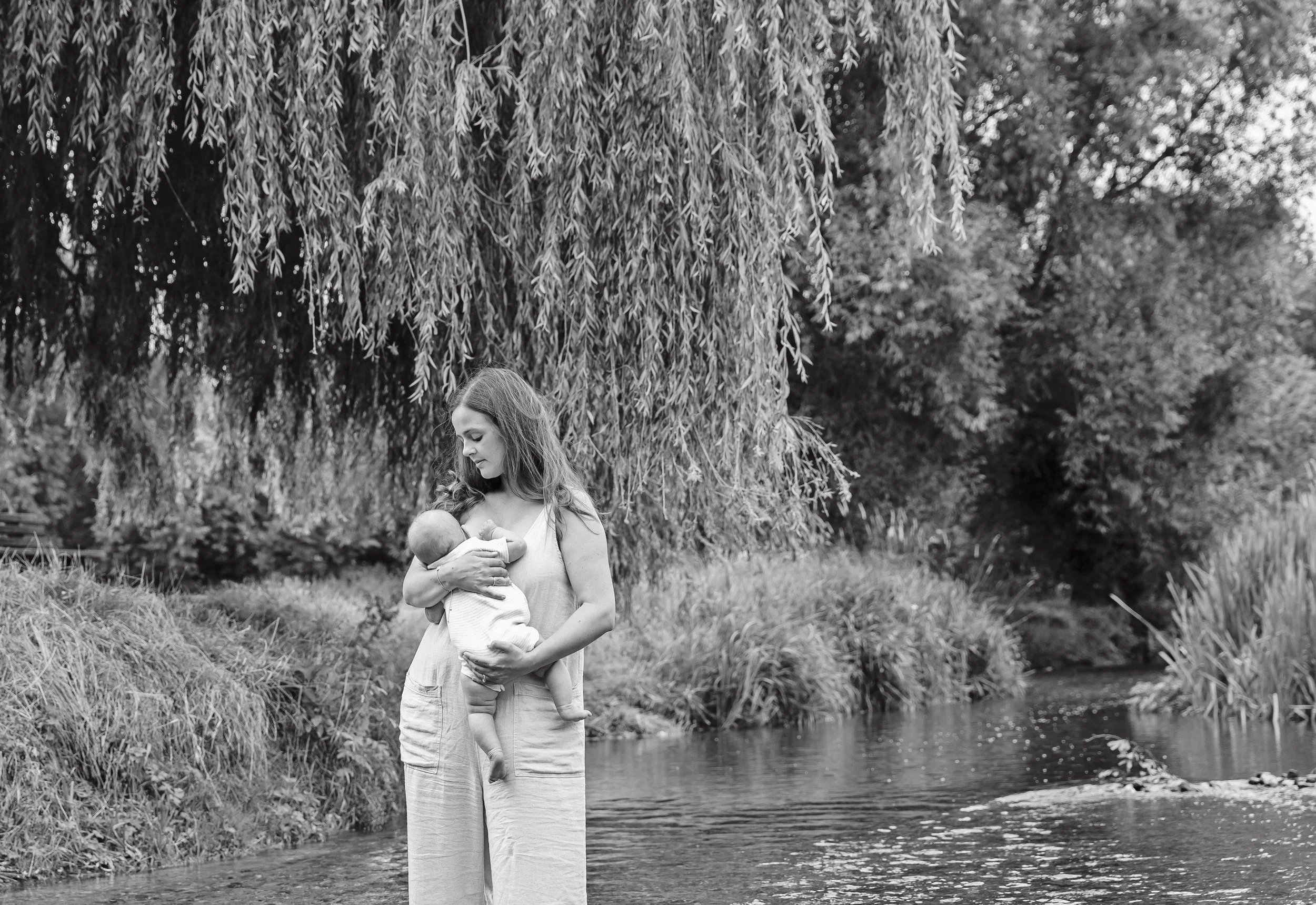 Breastfeeding Photography in Hertfordshire — Evie Grace Photography