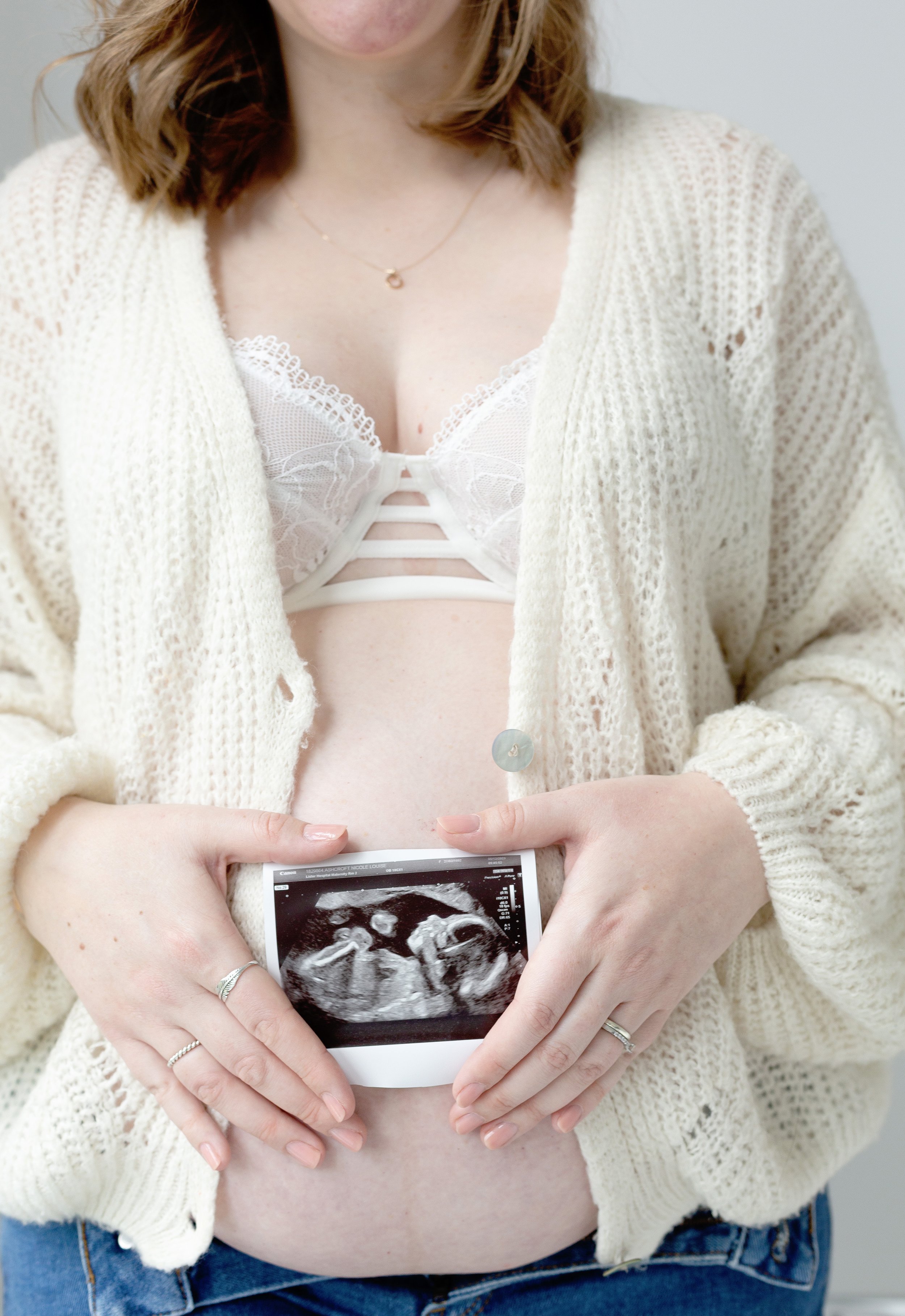 Maternity-Pregnancy-Photographer-Stalbans-Harpenden-London-Evie-Grace-PhotographyEvie-Grace-PhotographyIMG_1113.jpg
