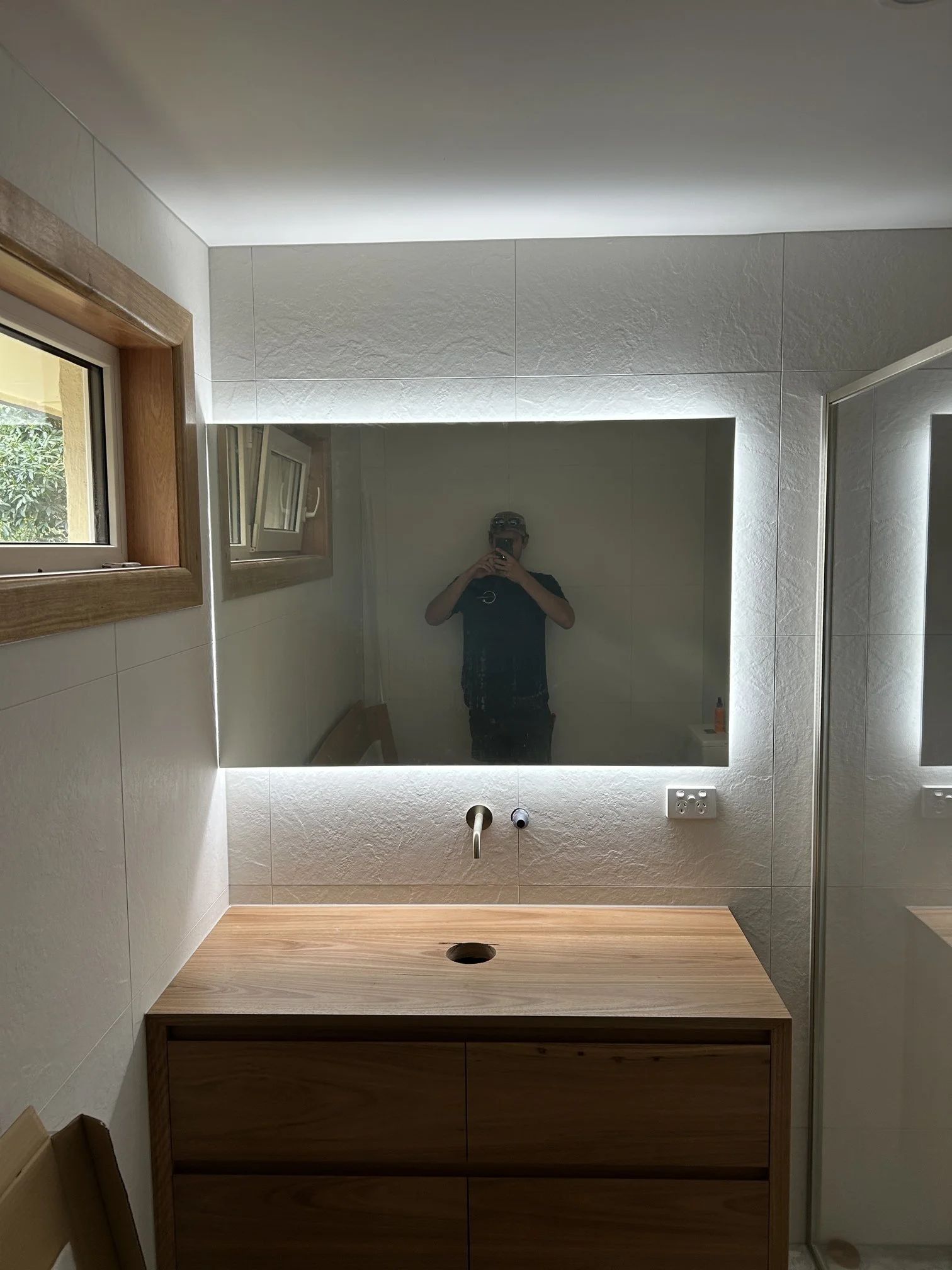Bathroom &amp; Laundry Electrical Renovation in Eltham