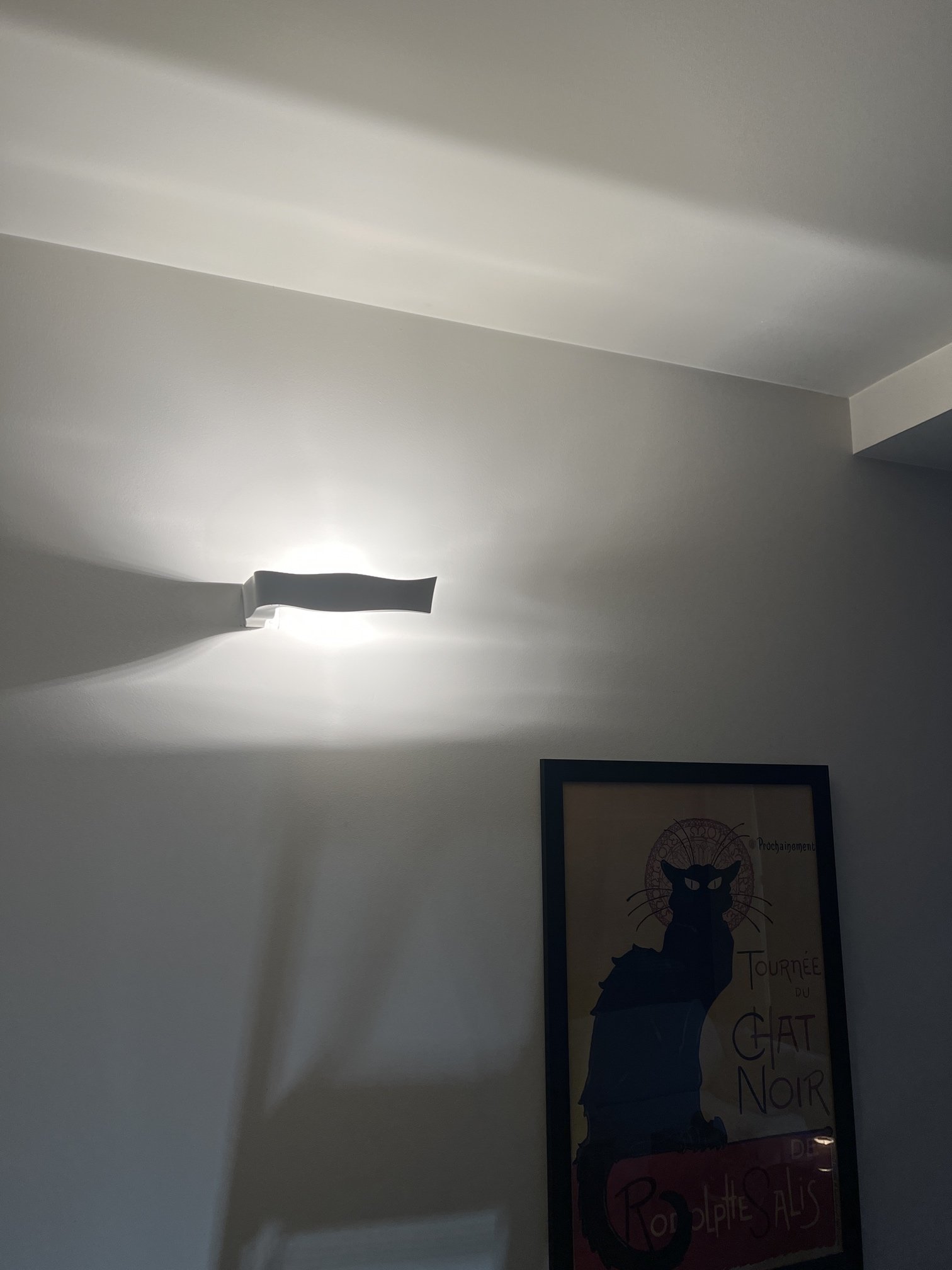 Feature Wall Light Installation in Eltham | Cable &amp; Connect