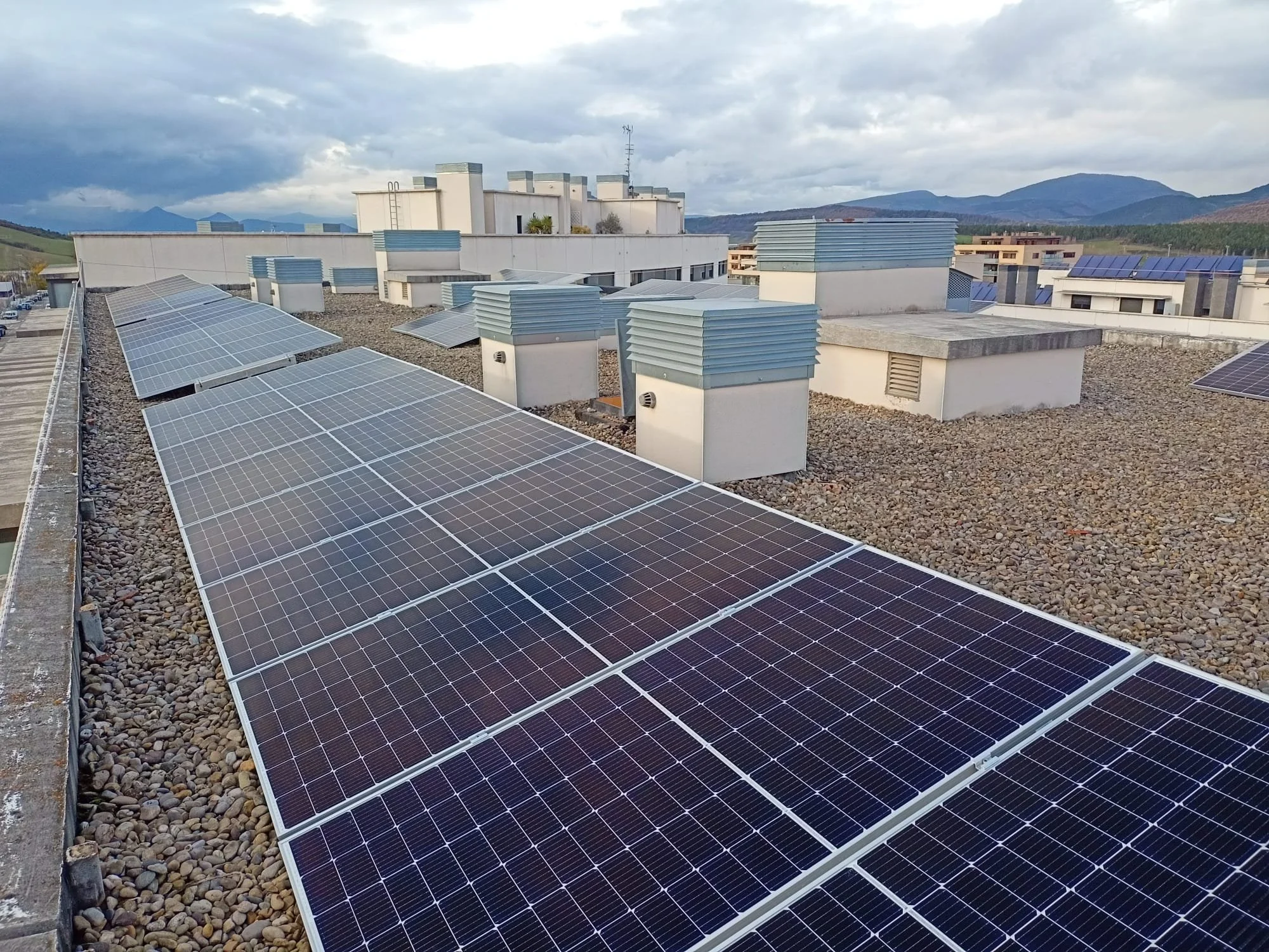 HOY NOS LEVANTAMOS CON BUENAS NOTICIAS.