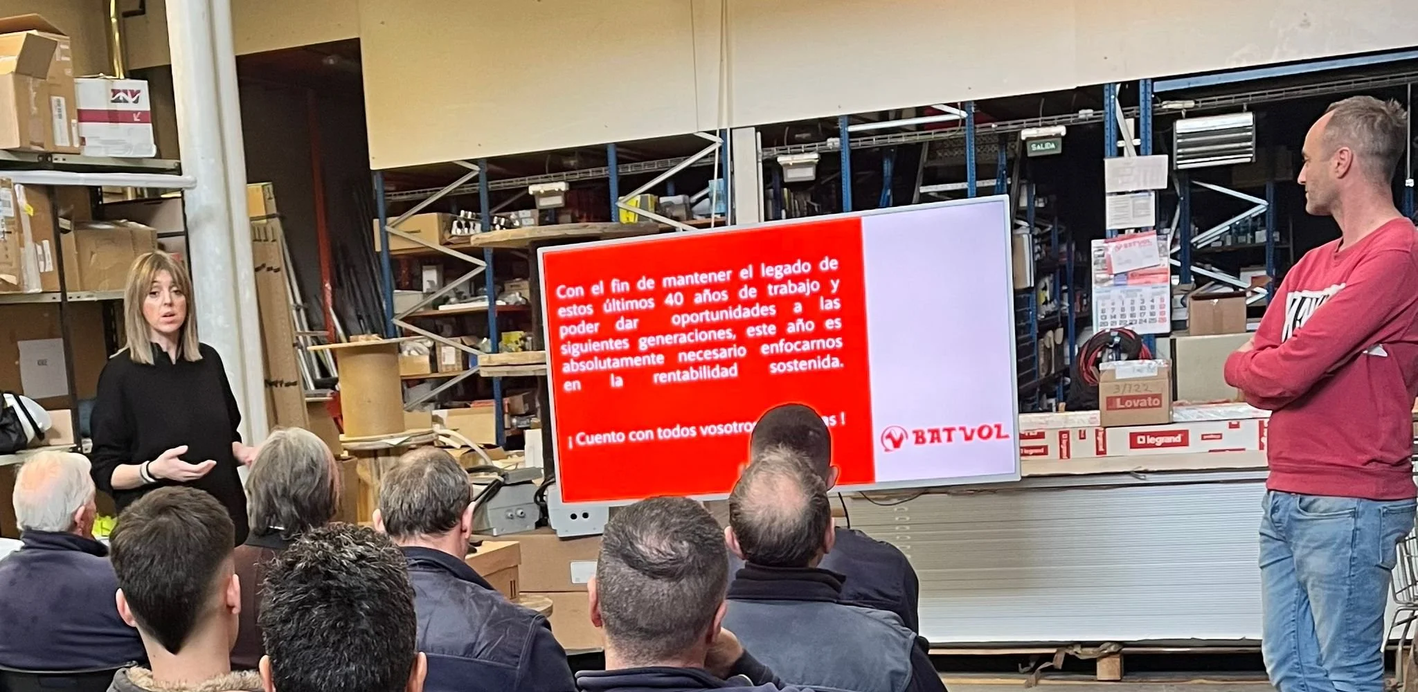 LA COMUNICACIÓN ES SIEMPRE BIDERECCIONAL.