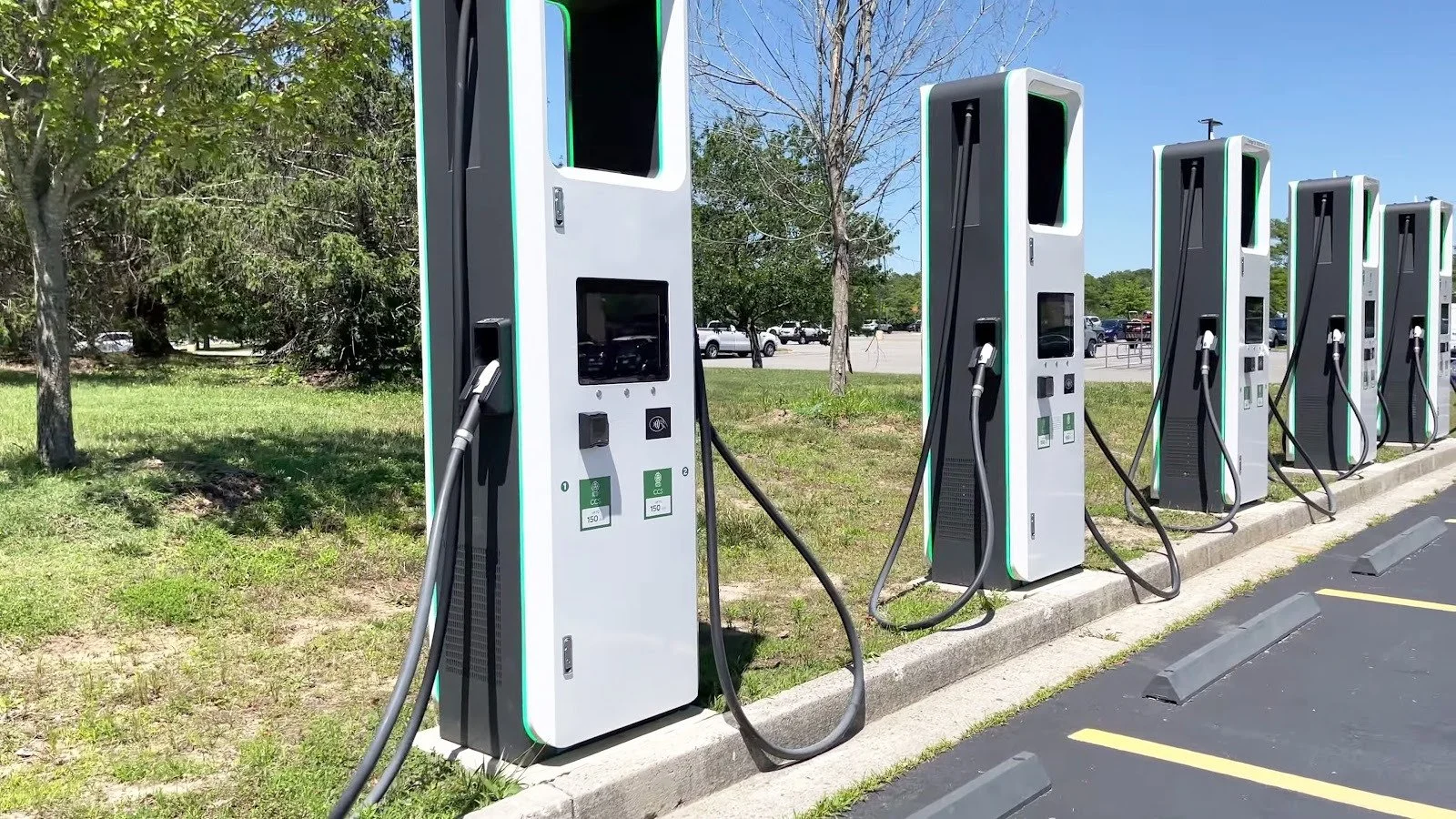 LAS NORMAS QUE APOYAN LA MOVILIDAD ELÉCTRICA.