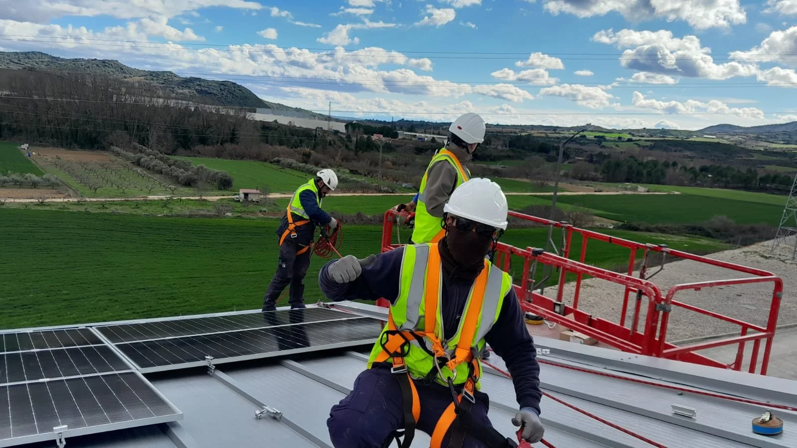 NO SOLO SE TRATA DE PAGAR MENOS