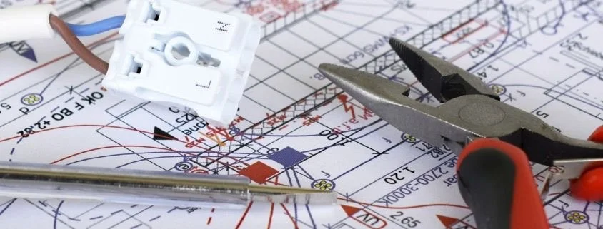 LA IMPORTANCIA DE REVISAR LAS INSTALACIONES ELÉCTRICAS