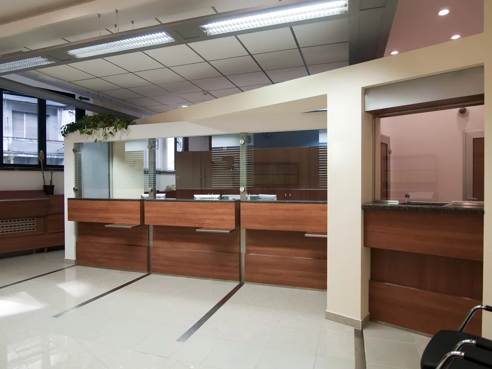 orange-office-17437384.jpg