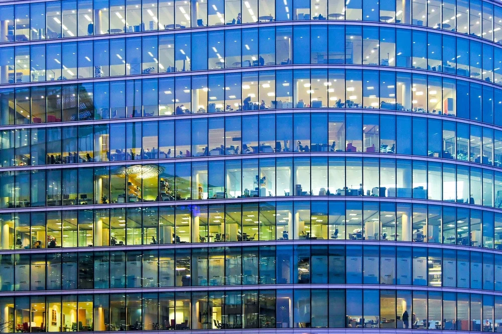 office-building-windows-48974119.jpg