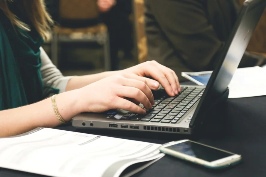 girl-typing-computer.jpg