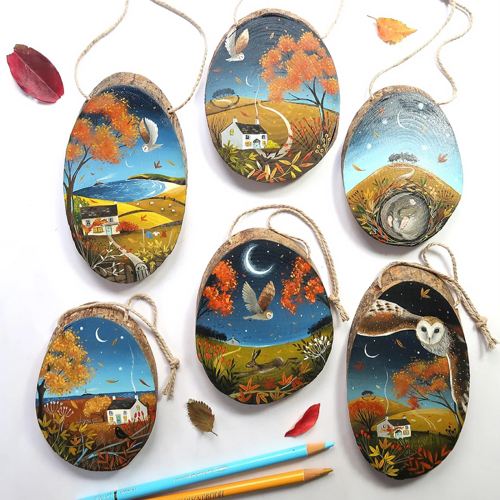 They&rsquo;re here 🍁🍂🍄

Glorious Autumnal colour, cosy cottages, swirling leaves, nature, and a feeling of coming home.

#juliacrosslandart #autumnpaintings #seasonalart #natureinspiredart #wildlifeillustrator