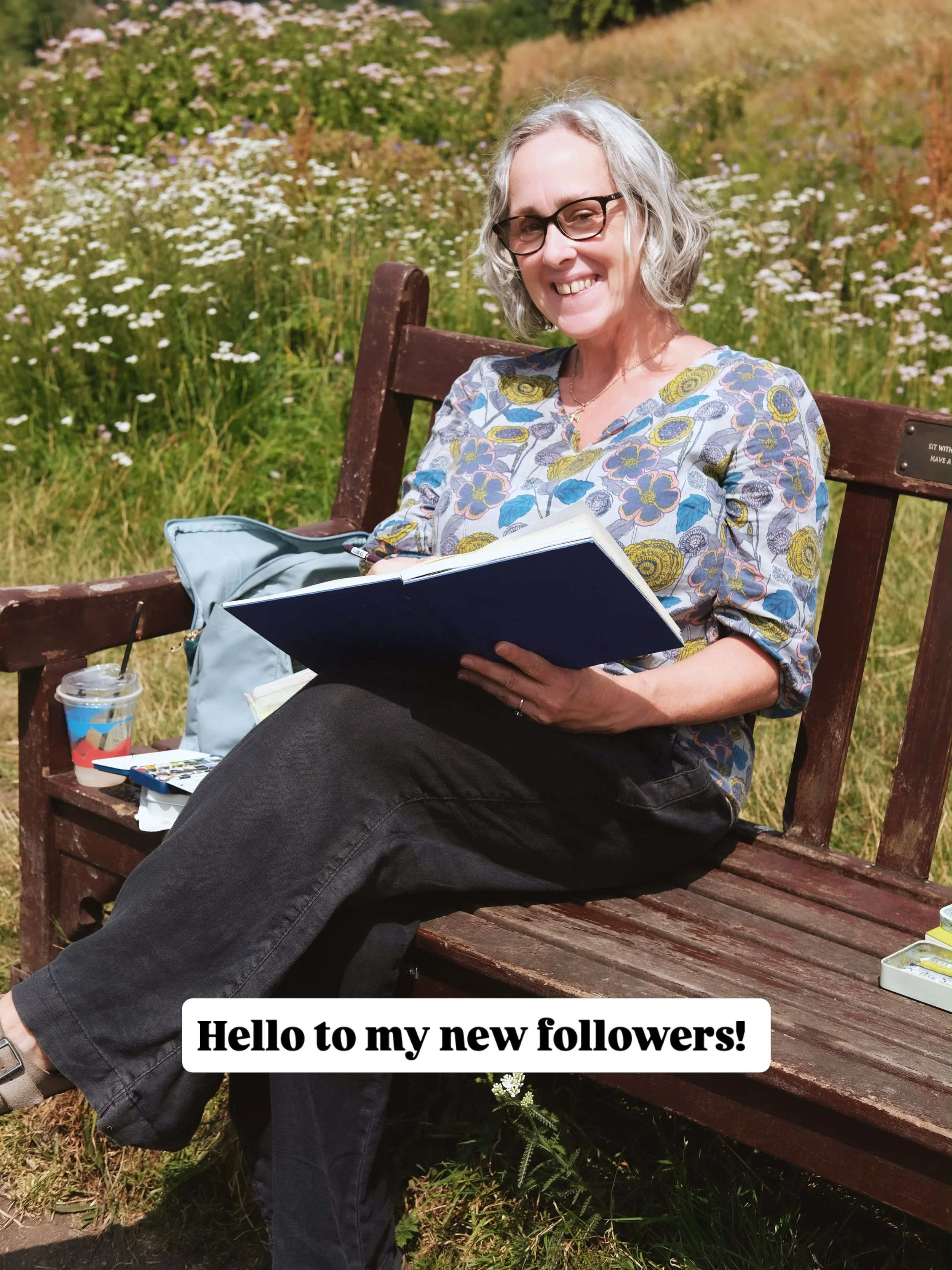 A warm welcome to my new followers, thank you for being here!

Swipe to find out a little bit more about me 😊