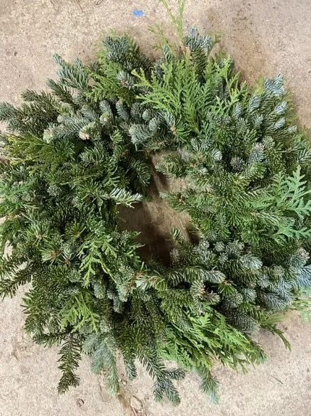 Wreath Workshop Basic Wreath.jpg