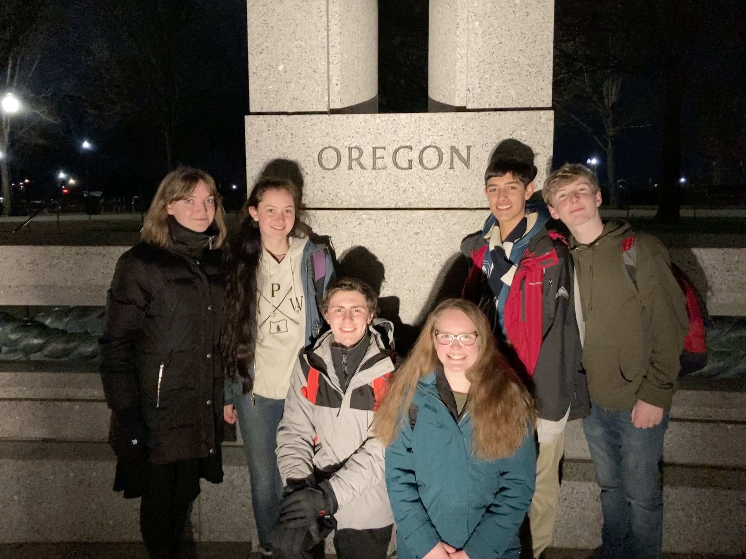 CAWV Students pay their respects to the Oregonians who sacrificed their lives in WWII