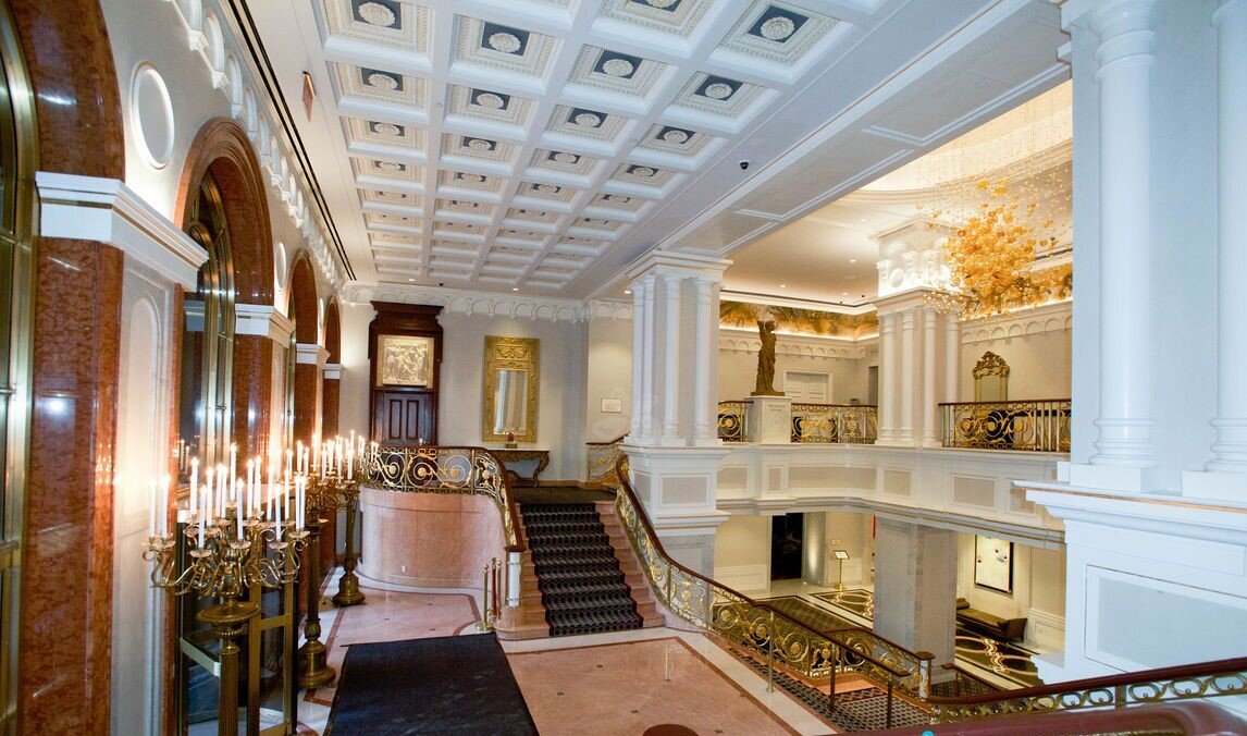 Mezzanine Landing