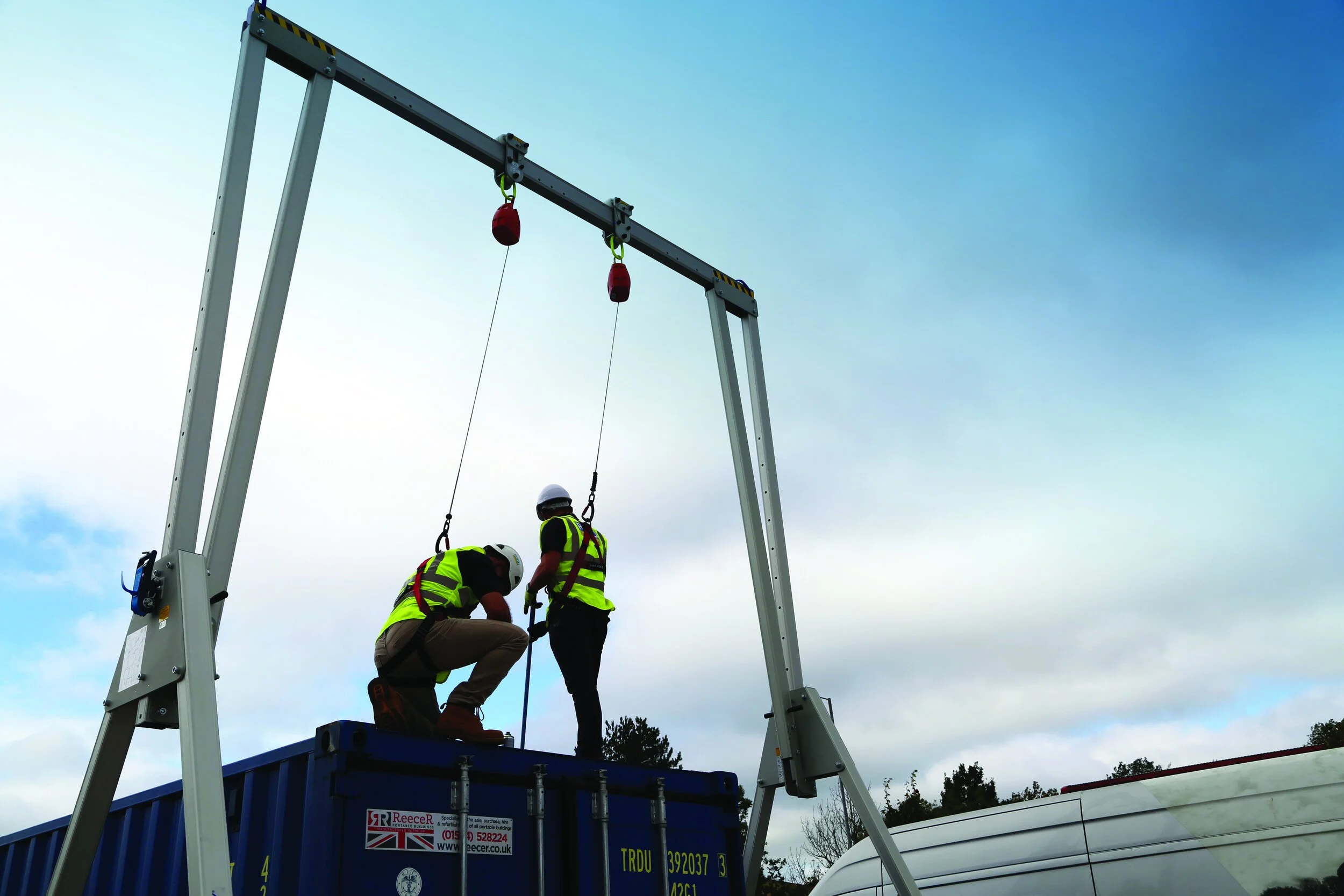 Innovative Lightweight, Portable Aluminium Lifting Systems in America ...