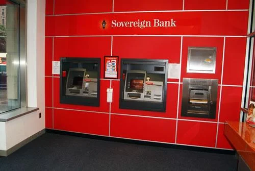 ATM WALL 103RD NST..jpg