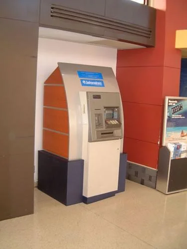 INDEPENDENCE BANK ATM KIOSK NEWARK AIRPORT 2_tif.jpg
