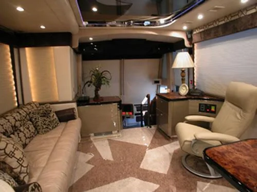 LUXURY COACH INTERIOR 021_tif.jpg