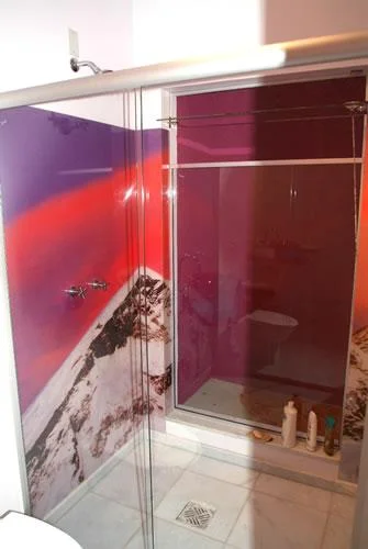 SHOWER SURROUND SAO PAOLO BRASIL 3.jpg