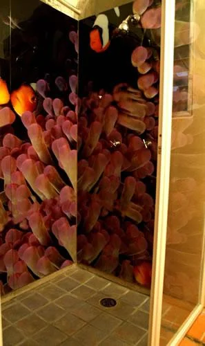 TROPICAL FISH SHOWER SURROUND ACAPULCO MEXICO 5_tif.jpg