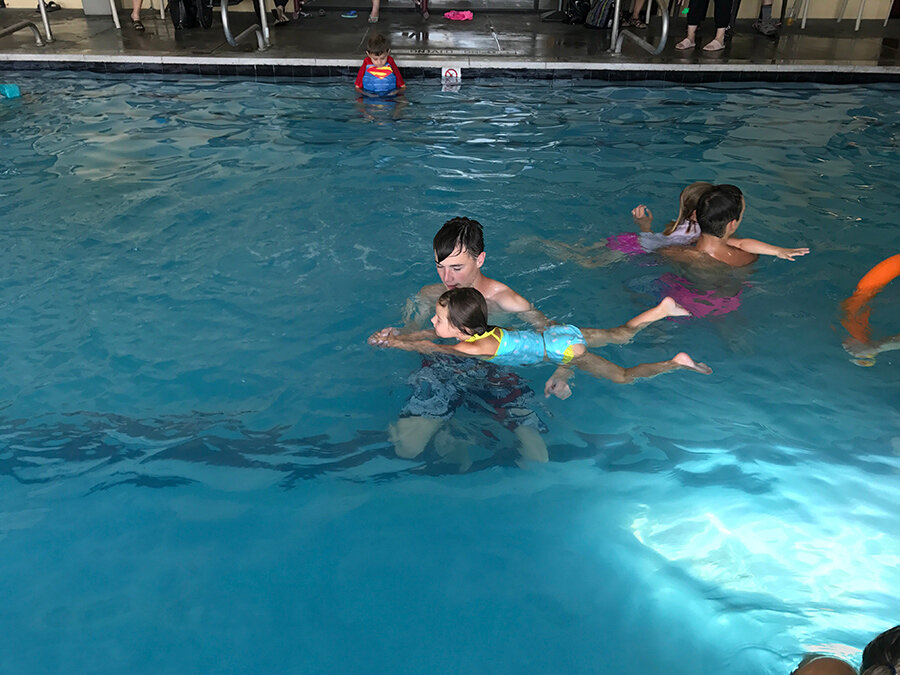 Private and group swimming lessons at Club Apple