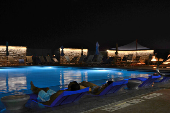 pool at night 2.jpg