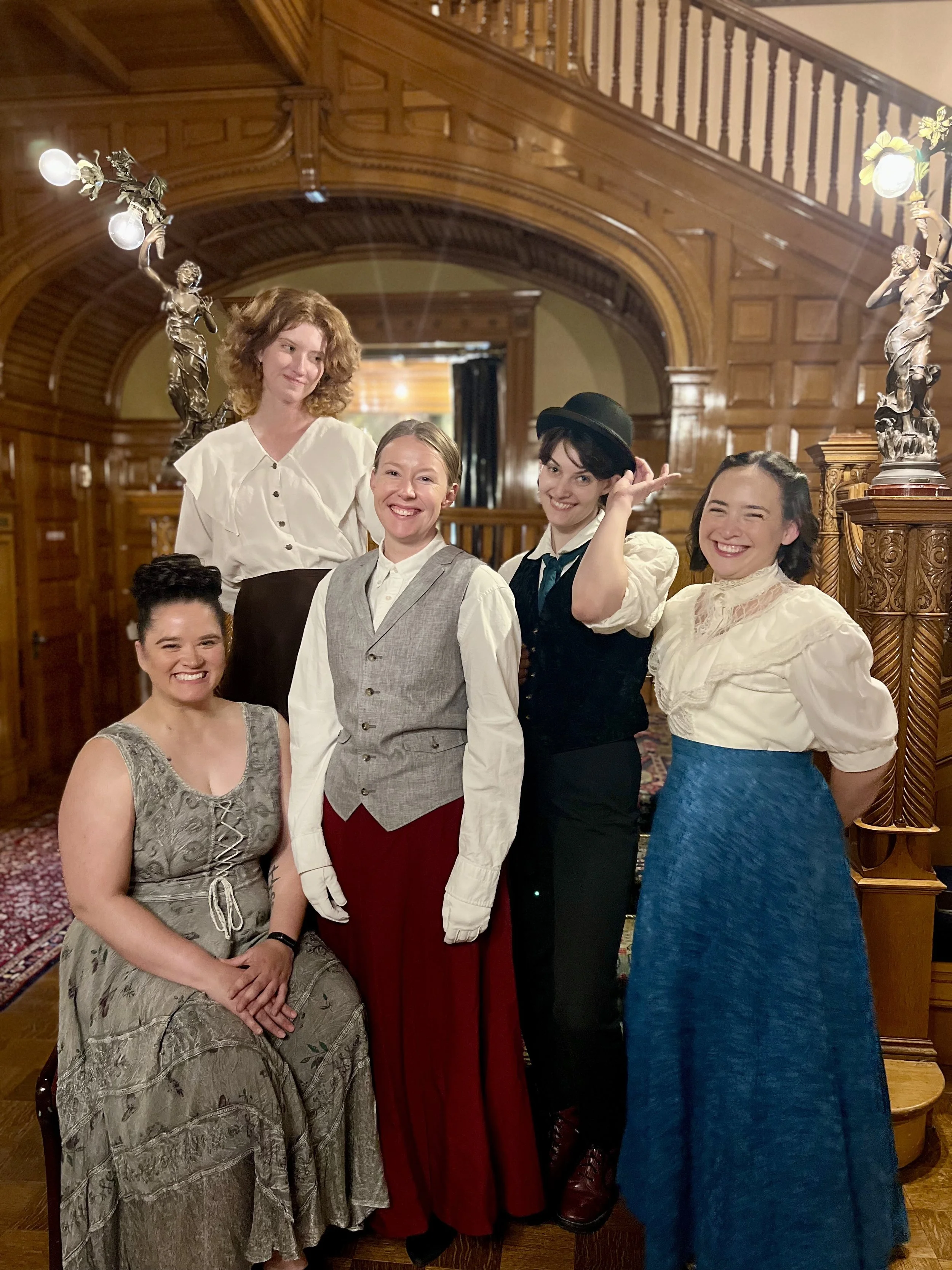 Cast photo 
