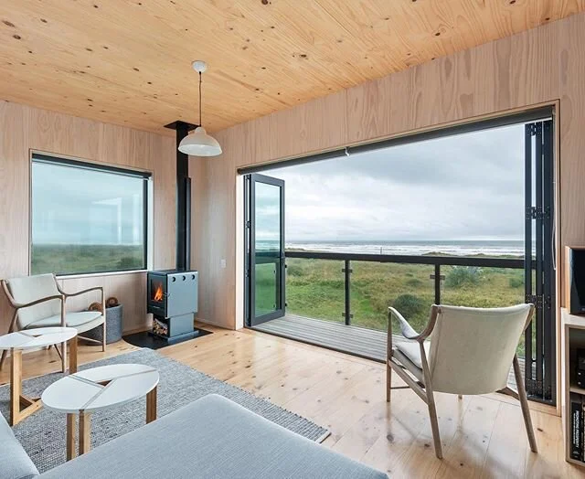 Whitewashed walls &amp; views 👌🏽
.
.
.
#whitewash #whitewashwalls #whitewashpaint #resenewhitewash #resene #resenepaints #nzbach #homenewzealand #nzpainters #wellingtonpainters