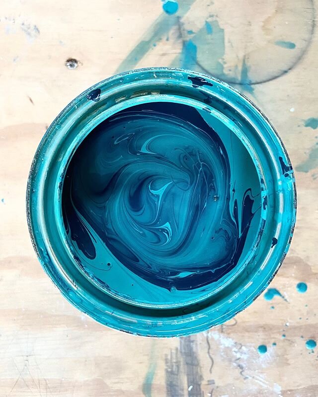💧Mixing blues.
.
.
.
.
#colourinspiration #interiorcolour #bluepaint #design #nzdesign #tinting #blues #interiorpaint #nzpainting