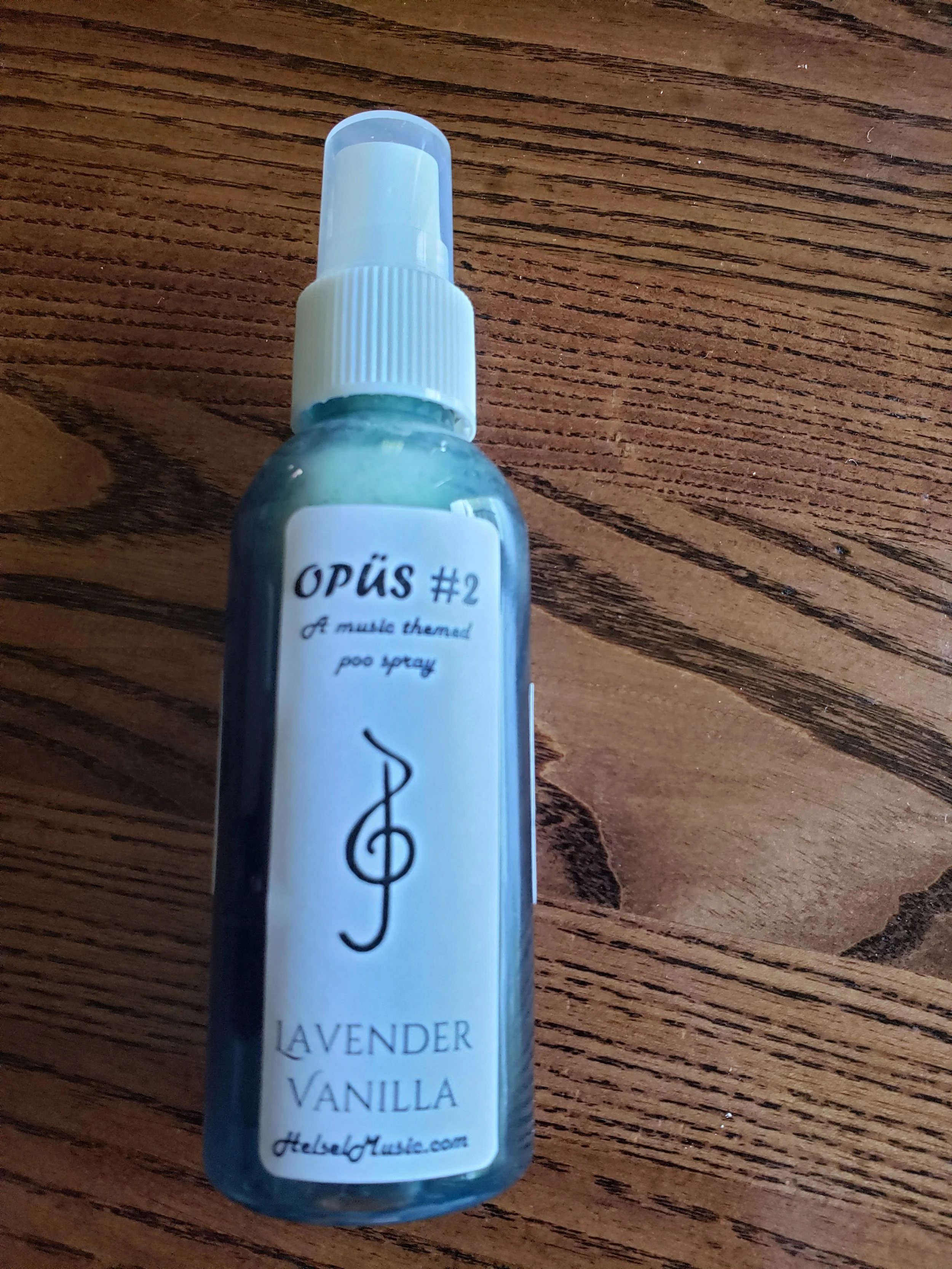 Music-themed Poo spray "Opüs #2"