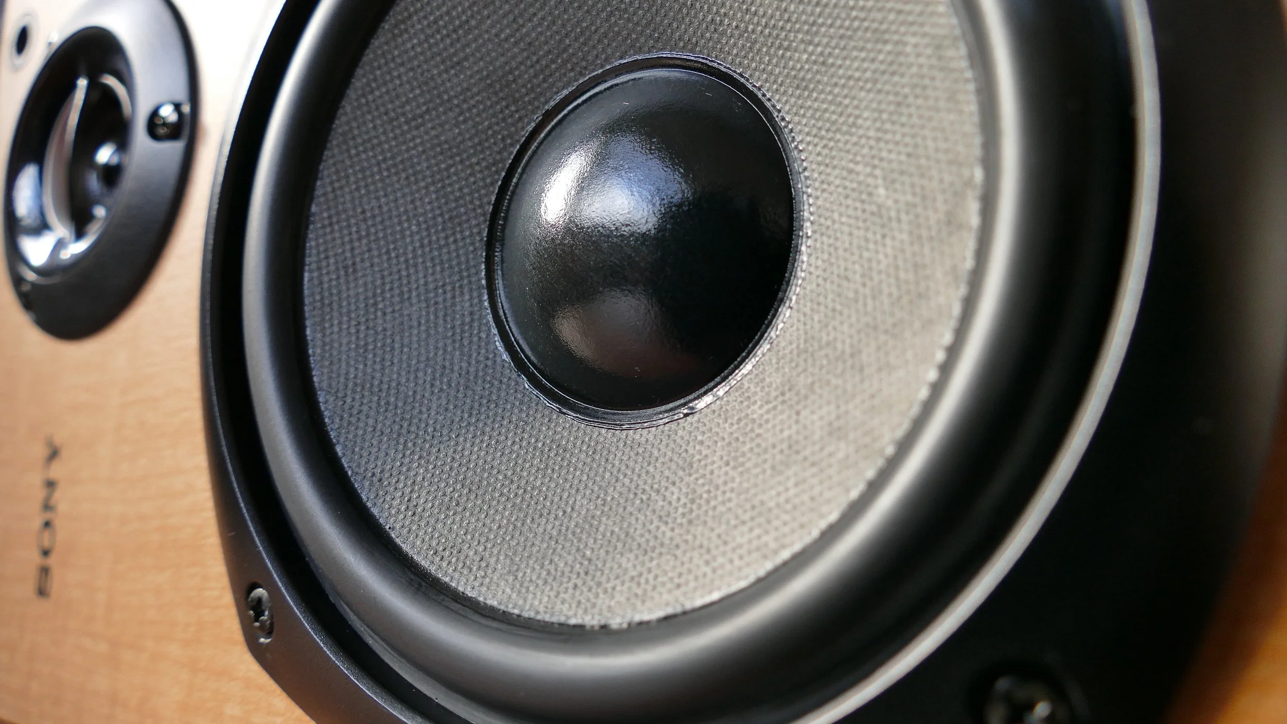 amplifier-audio-bass-157534.jpg