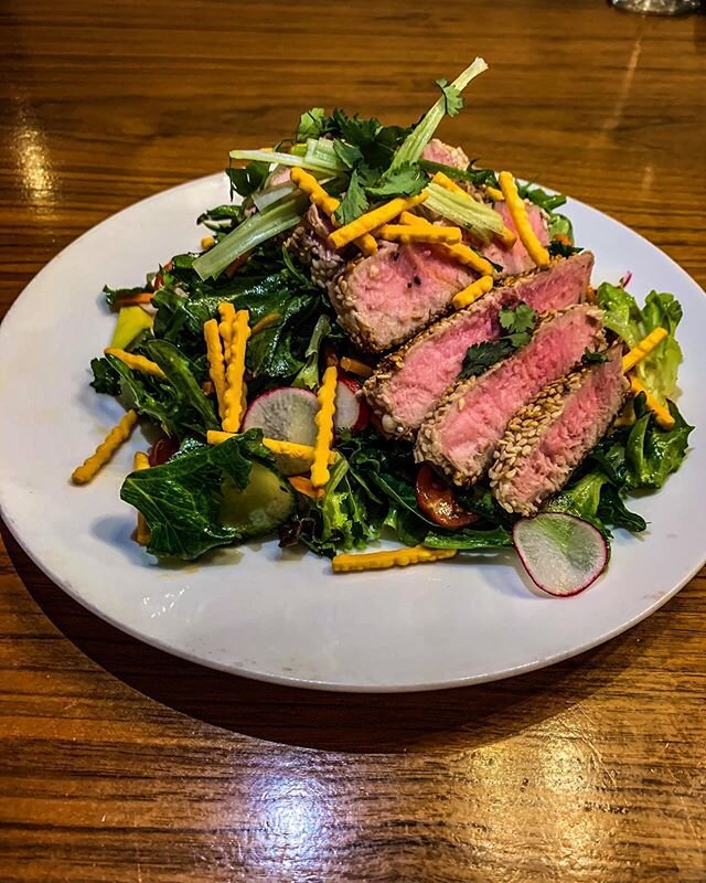 Feel like something a little lighter for summer dinners? 💦 We&rsquo;ve got you covered! Checkout our updated menu featuring new salads!
Tuna Salad
Sesame crusted yellow fin tuna with mixed greens, shredded carrots, avocado, radishes, cherry tomatoes