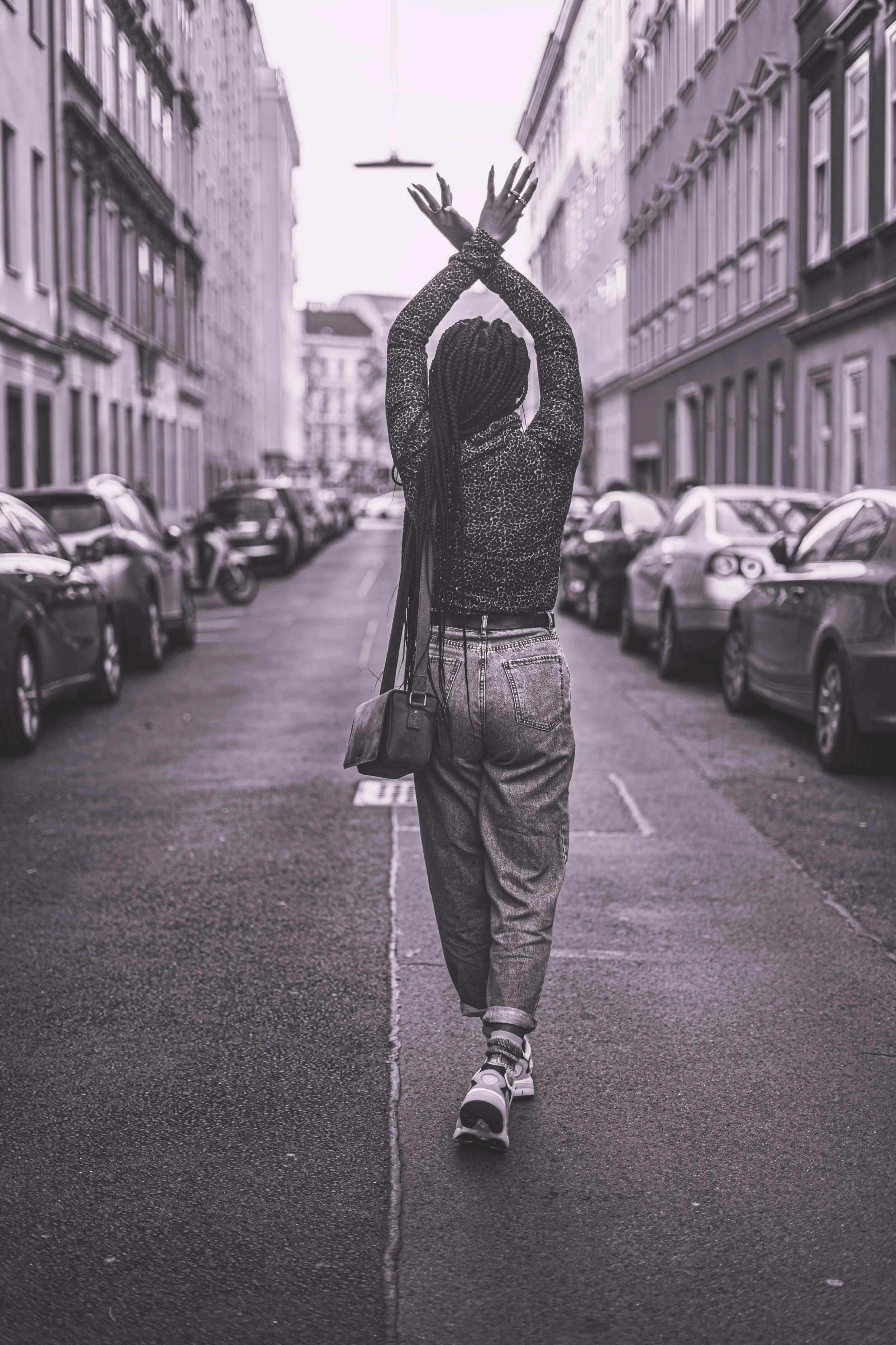 “Pack light”-Erykah Badu