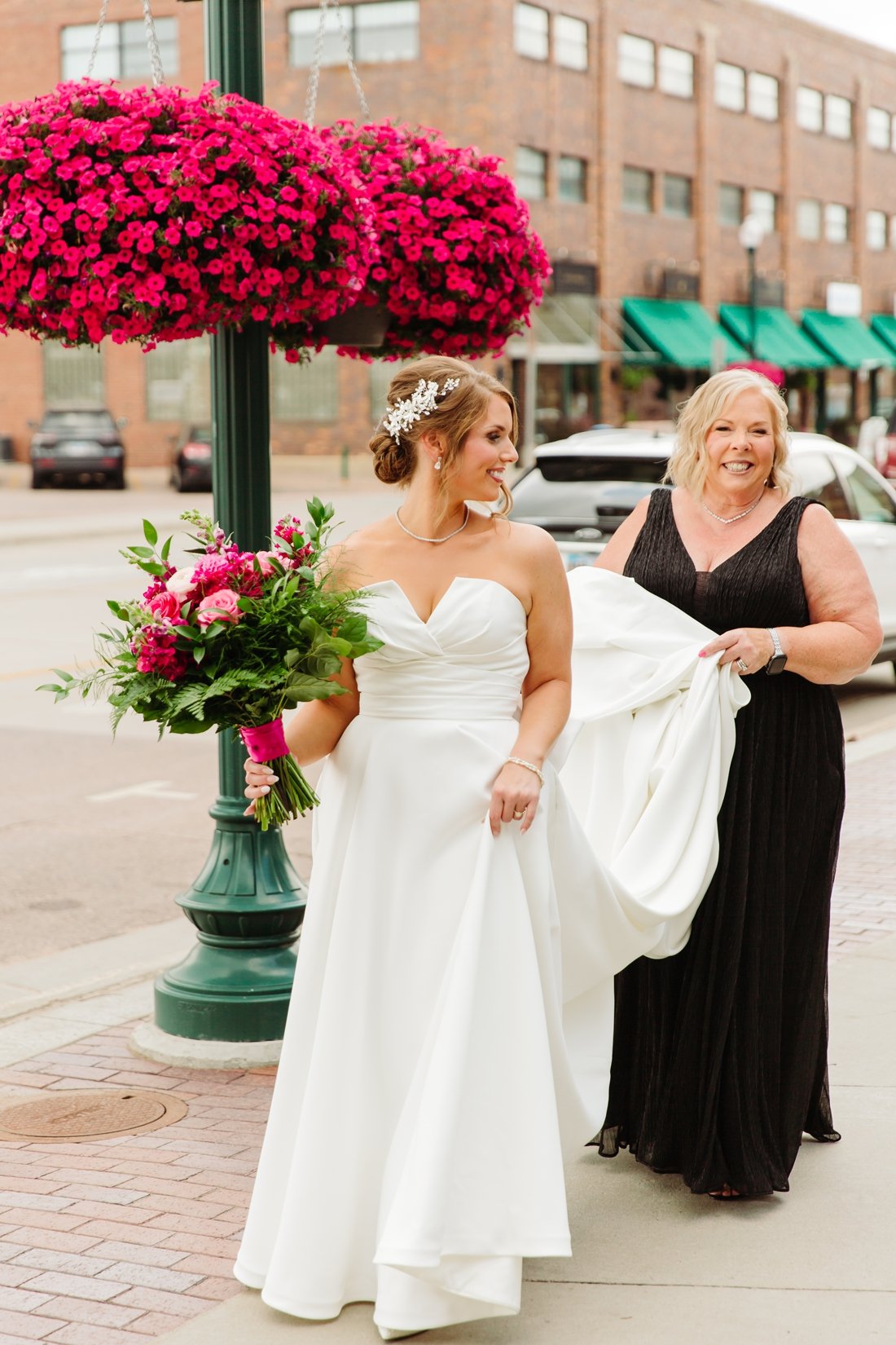 Monick-Yards-SD-Wedding_0005.jpg