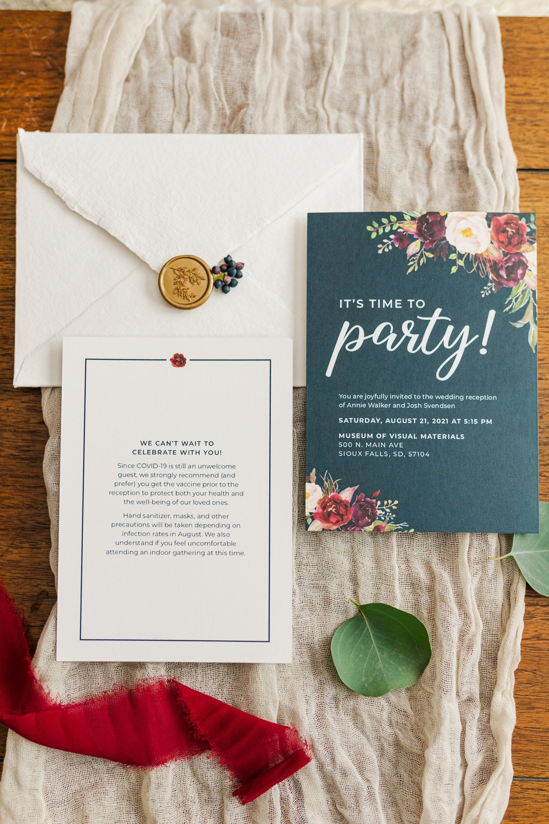Mosaic- SouixFalls-SD-Wedding-Planner_0035.jpg