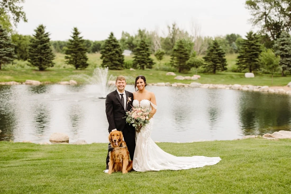 atrium-at-blu-haven-souix-falls-wedding_0013.jpg