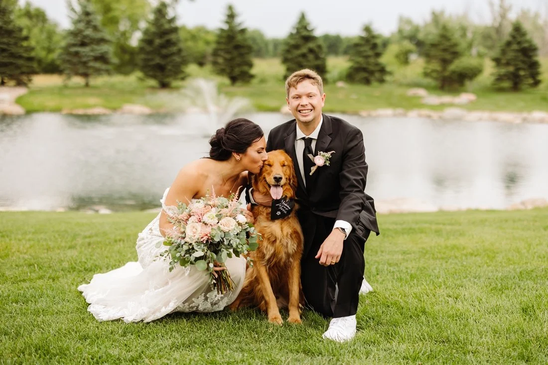 atrium-at-blu-haven-souix-falls-wedding_0015.jpg