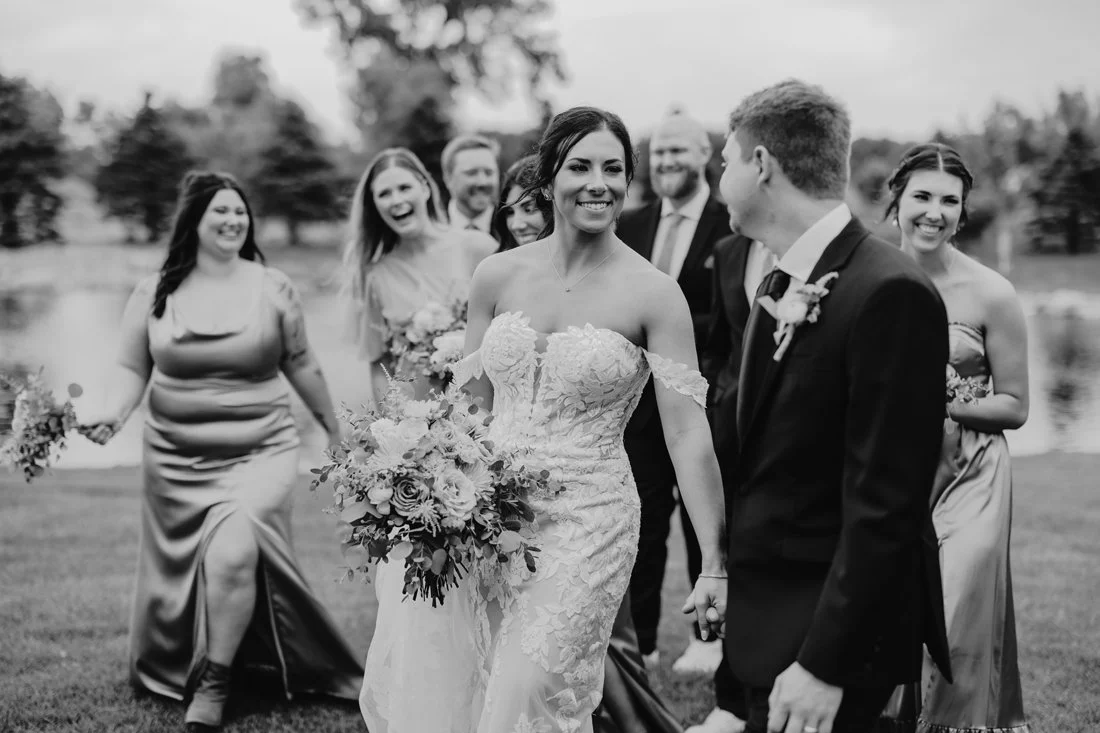 atrium-at-blu-haven-souix-falls-wedding_0025.jpg