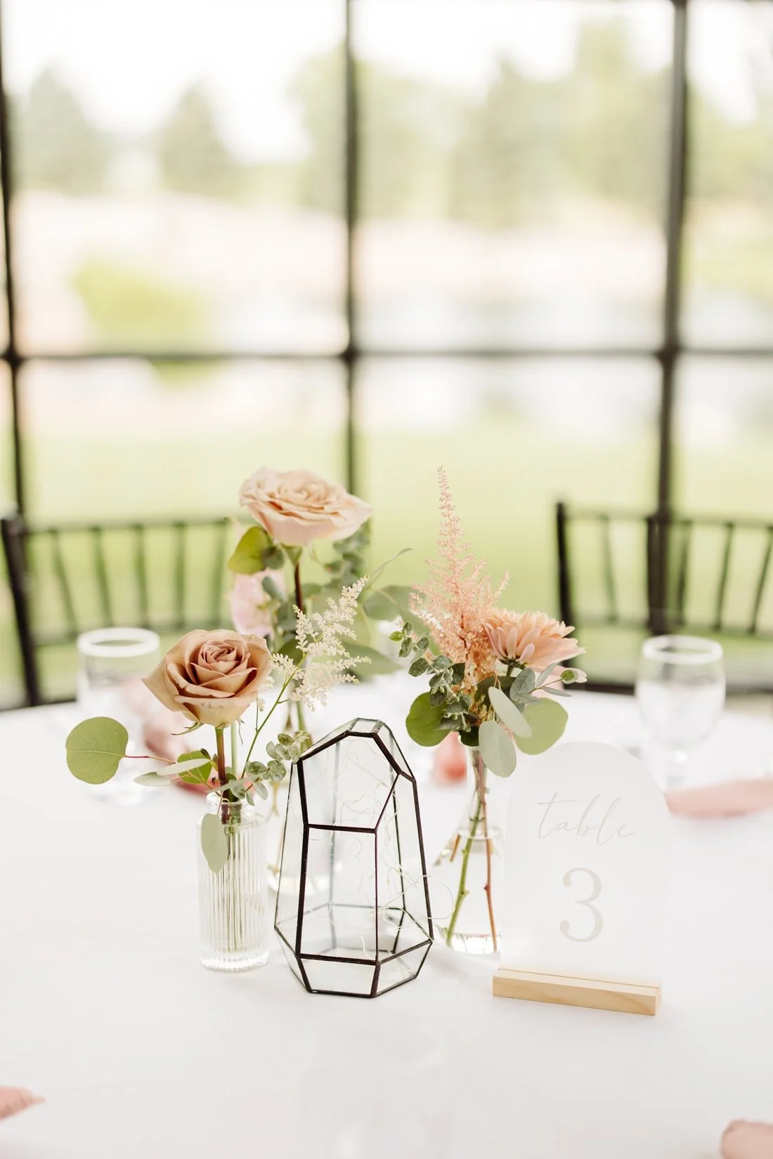 atrium-at-blu-haven-souix-falls-wedding_0035.jpg