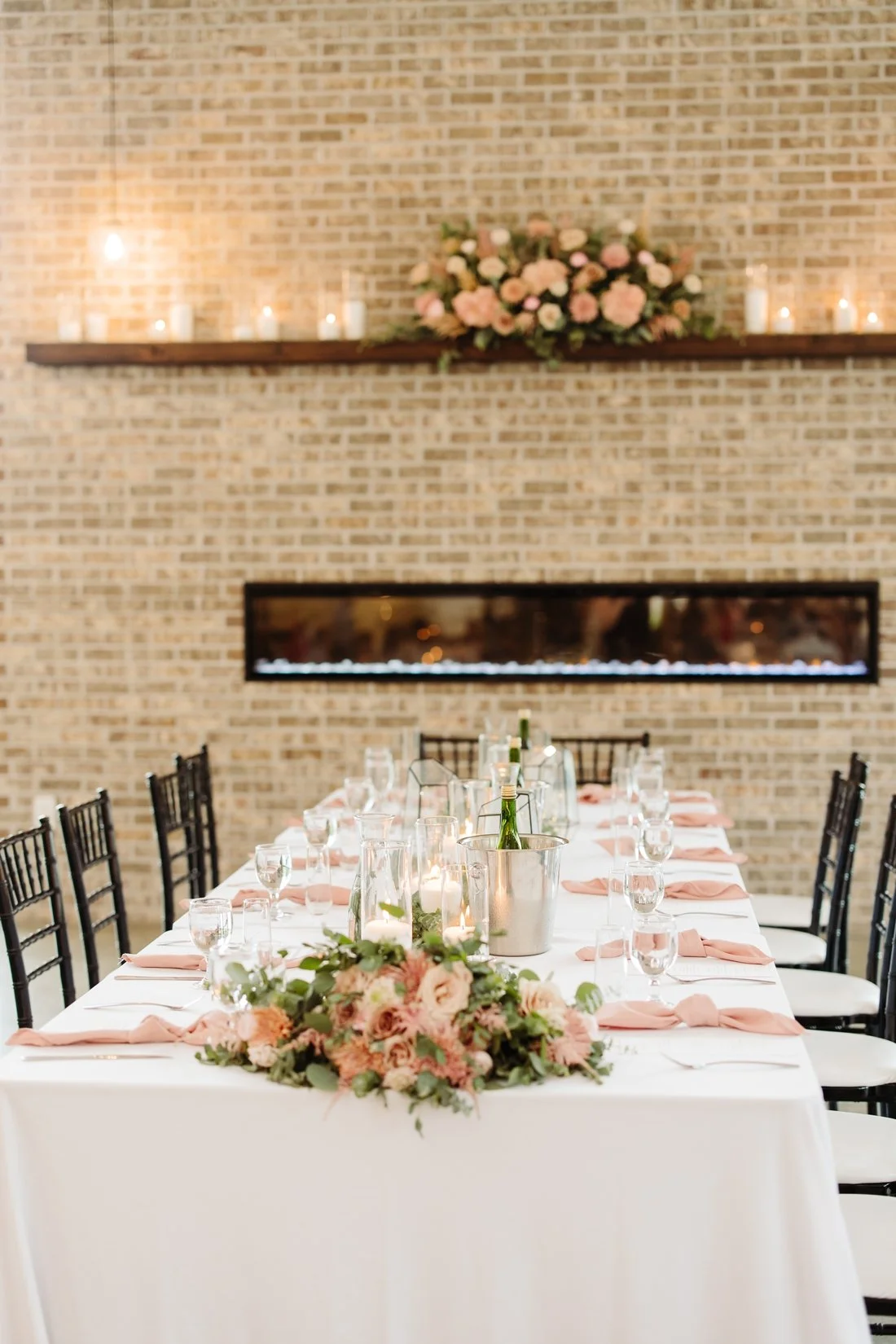 atrium-at-blu-haven-souix-falls-wedding_0038.jpg