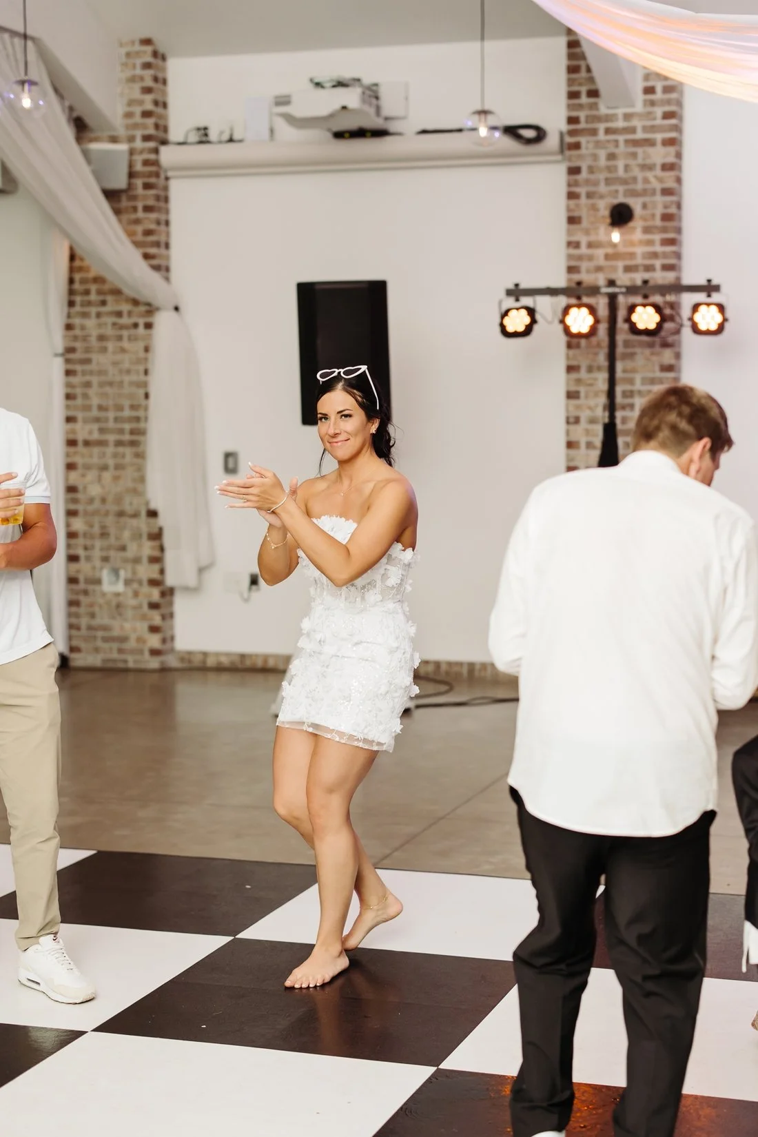 atrium-at-blu-haven-souix-falls-wedding_0048.jpg