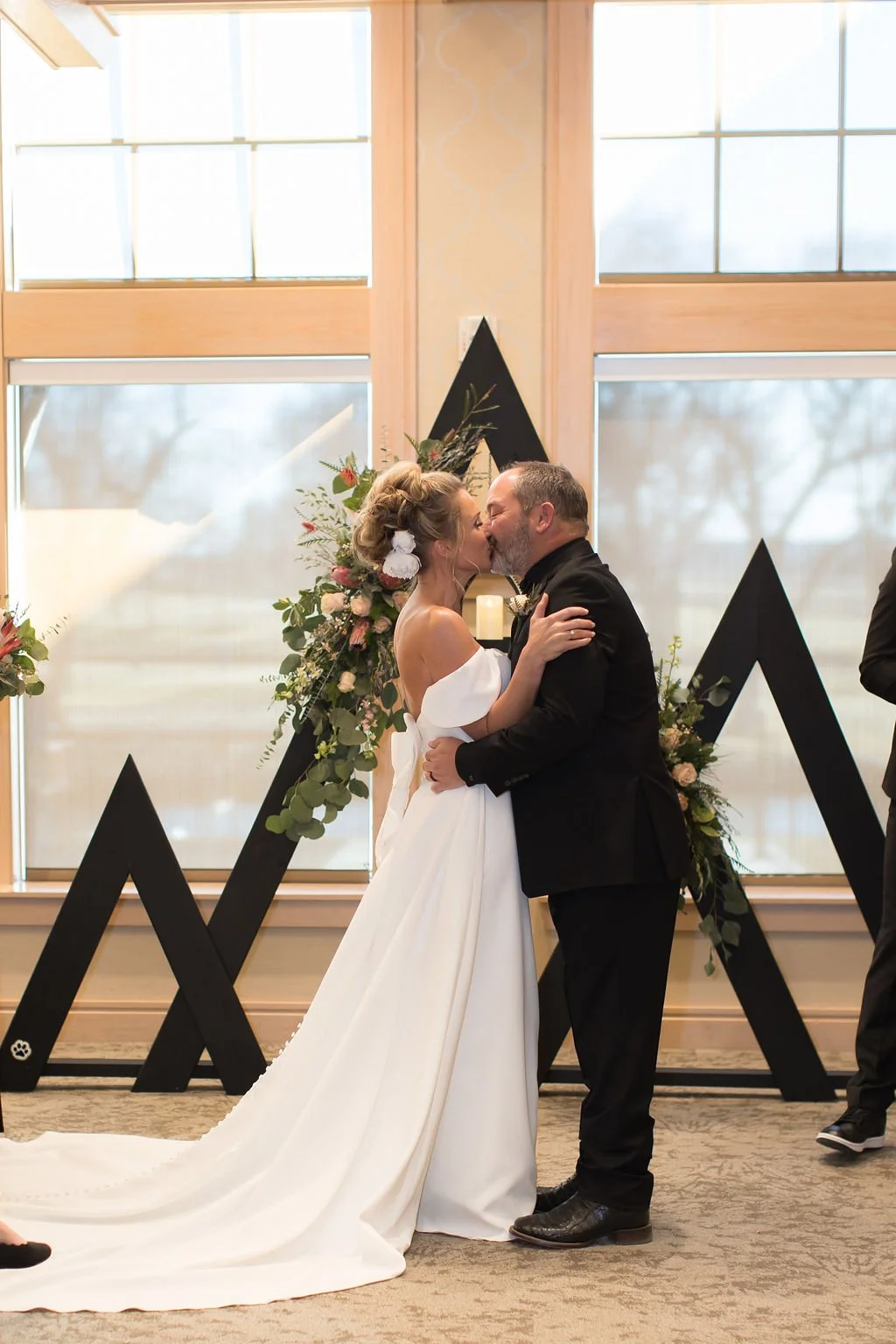 Tiffany&Doug-Wedding-00922.jpg