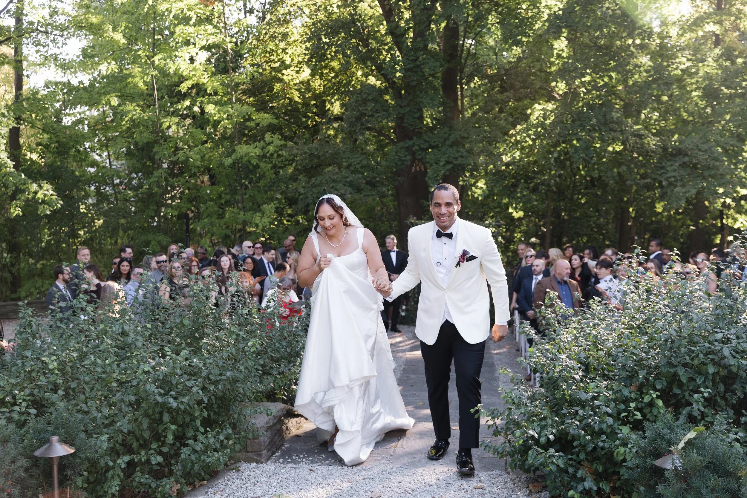 Lucy&JordanFullWeddingGallery-326.jpg