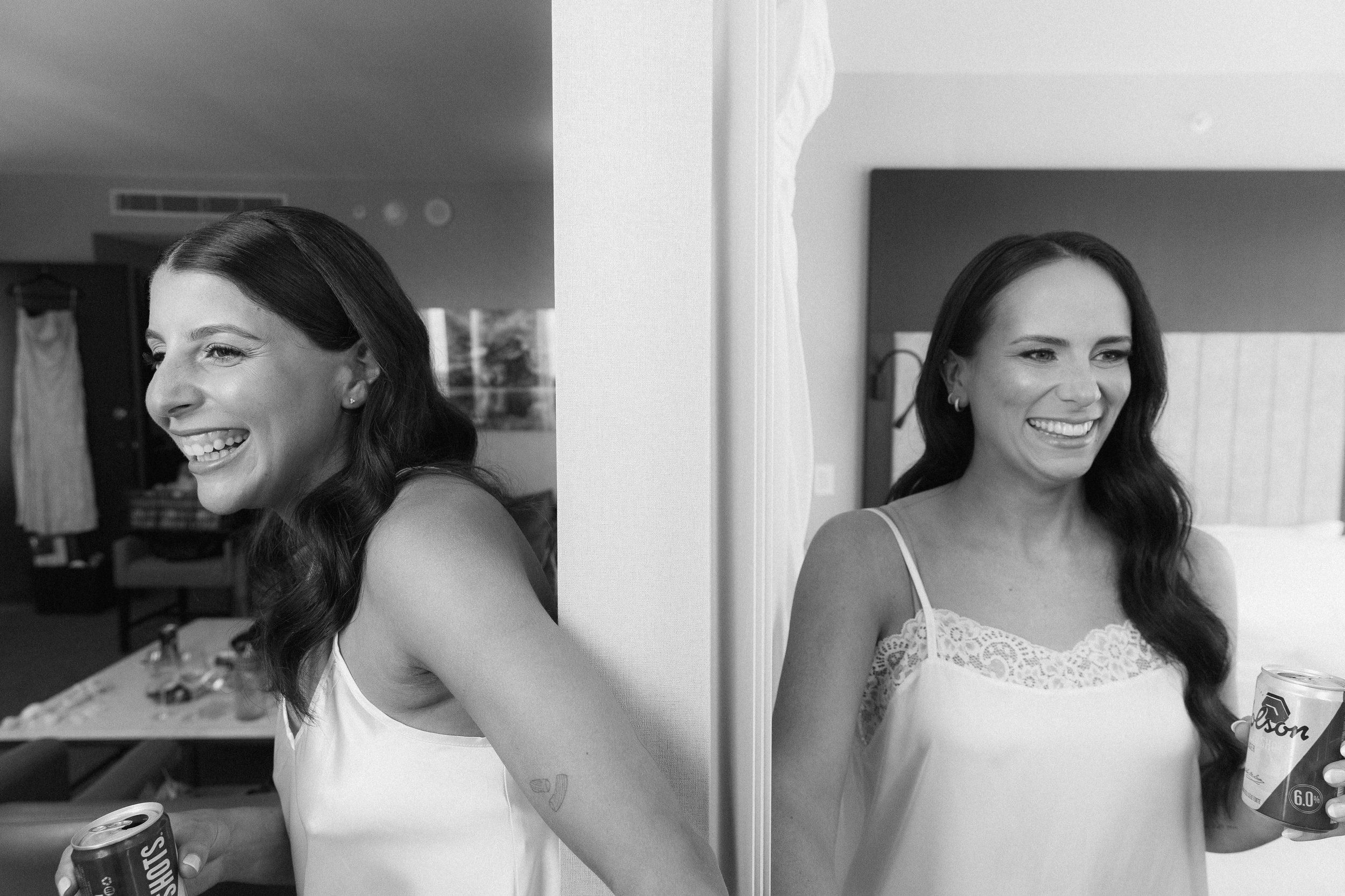 Dana&LucianaSneakPeeks-02.jpg