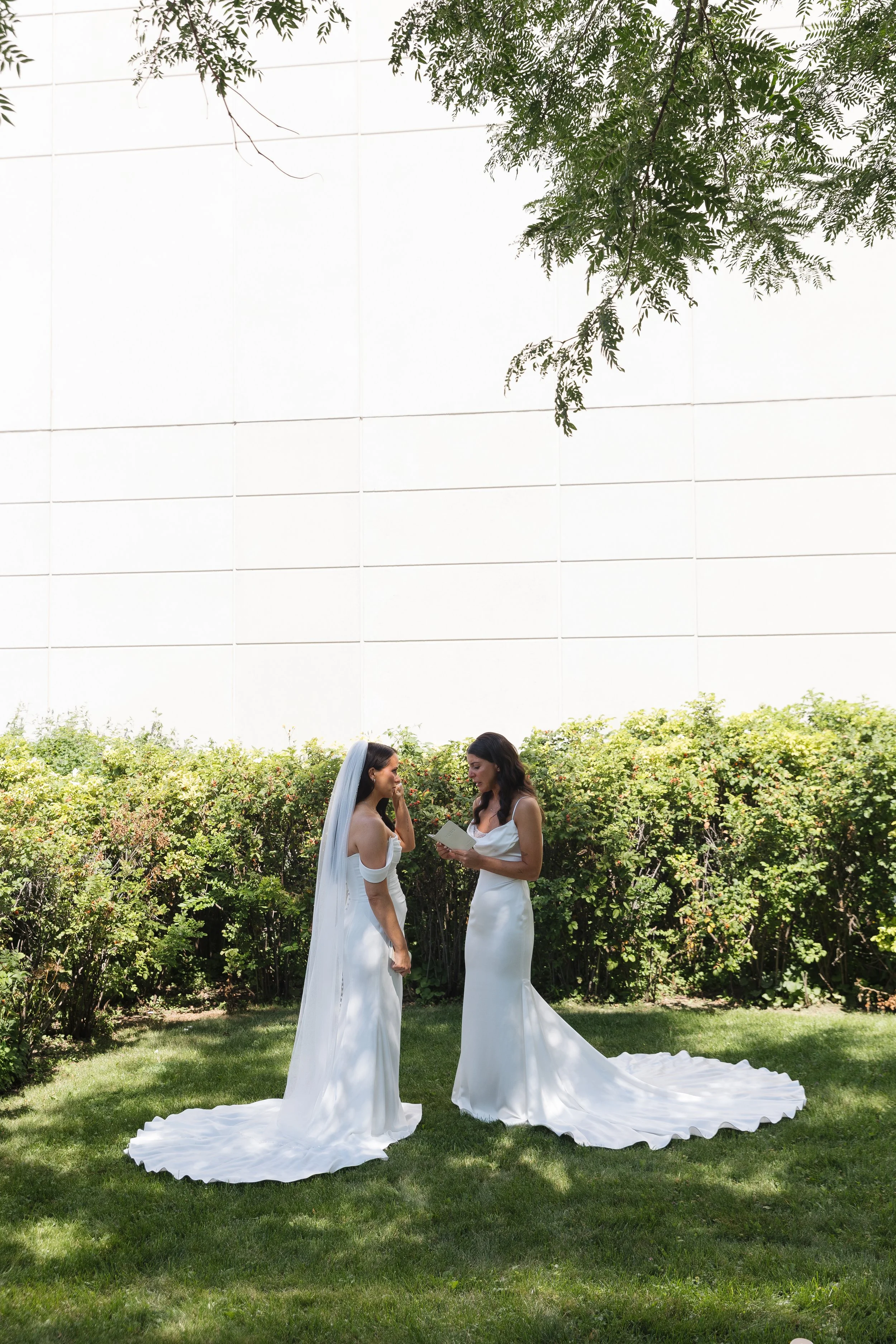 Dana&LucianaSneakPeeks-16.jpg