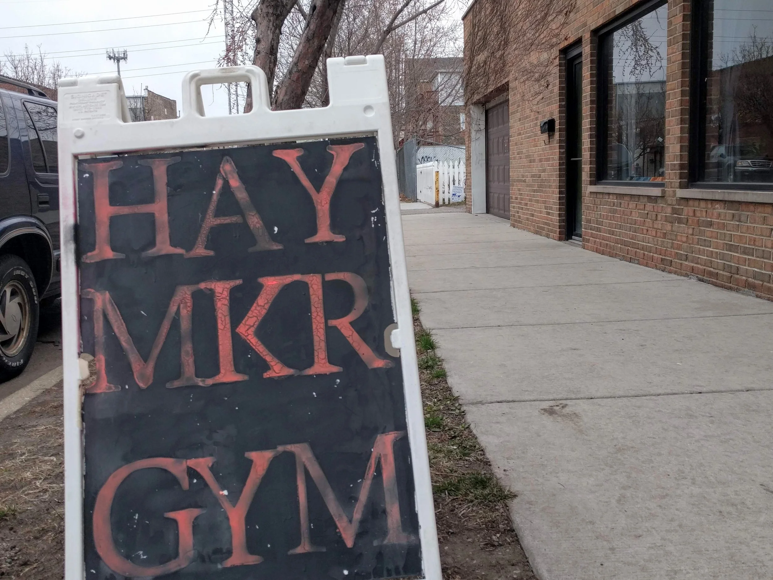 This gym fights fascists — and creates community