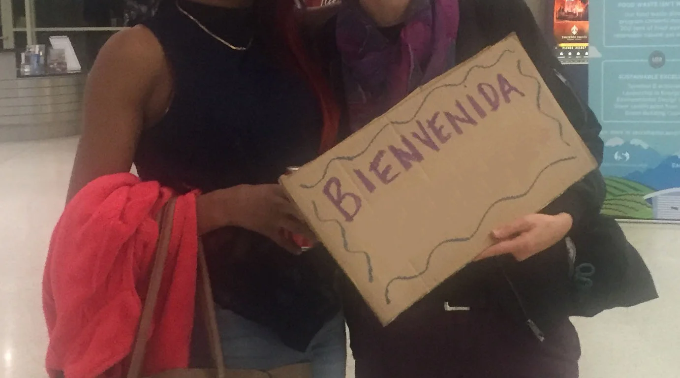 How can someone become a sponsor for asylum seekers?