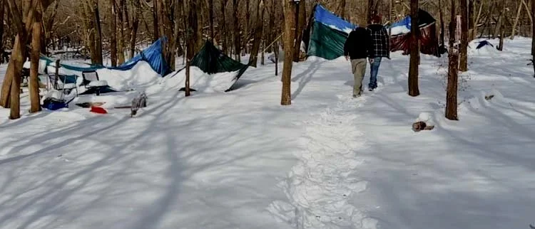 Katie Smith of News Nation includes Warp Corps in an article about winter weather and homelessness